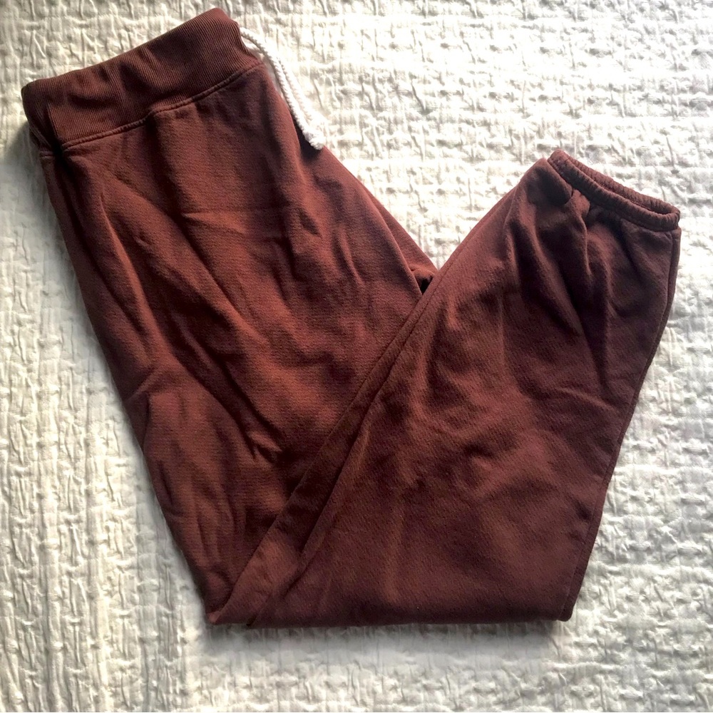 Perfect White Tee Freddie sweatpant size small
